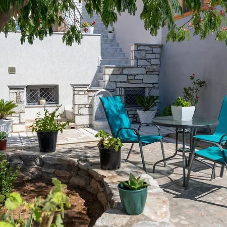 דירה Takis Guesthouse- Laoura-hermoupolis *