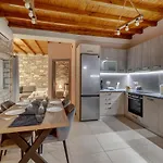 Daire Takis Guesthouse- Laoura-hermoupolis Ermoupoli
