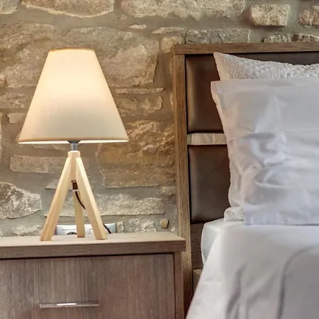 Apartment Takis Guesthouse- Laoura-hermoupolis